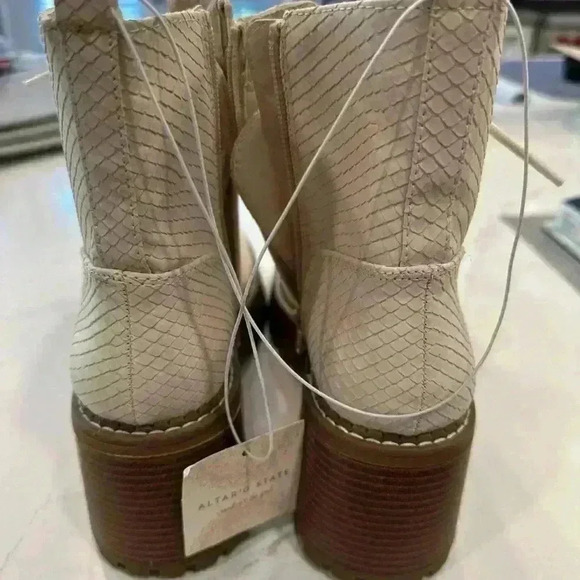 Altar’d State Chucky Platform Bootie Faux Snakeskin design  (Tan) Size 8 - Picture 5 of 13
